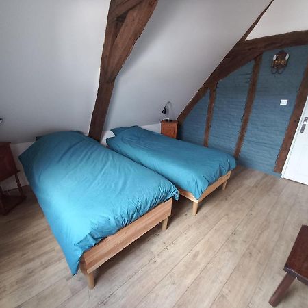 Le Gite Des Geants Le Quesnoy  Kültér fotó