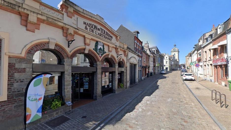 Le Gite Des Geants Le Quesnoy  Kültér fotó